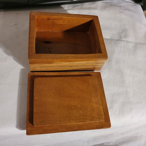 Stained Sm Wood Trinket Box Inlay Teddy Bear Handmade Signed - Picture 9 of 10